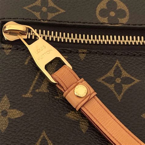 louis vuitton fake zipper|are louis vuitton zippers real.